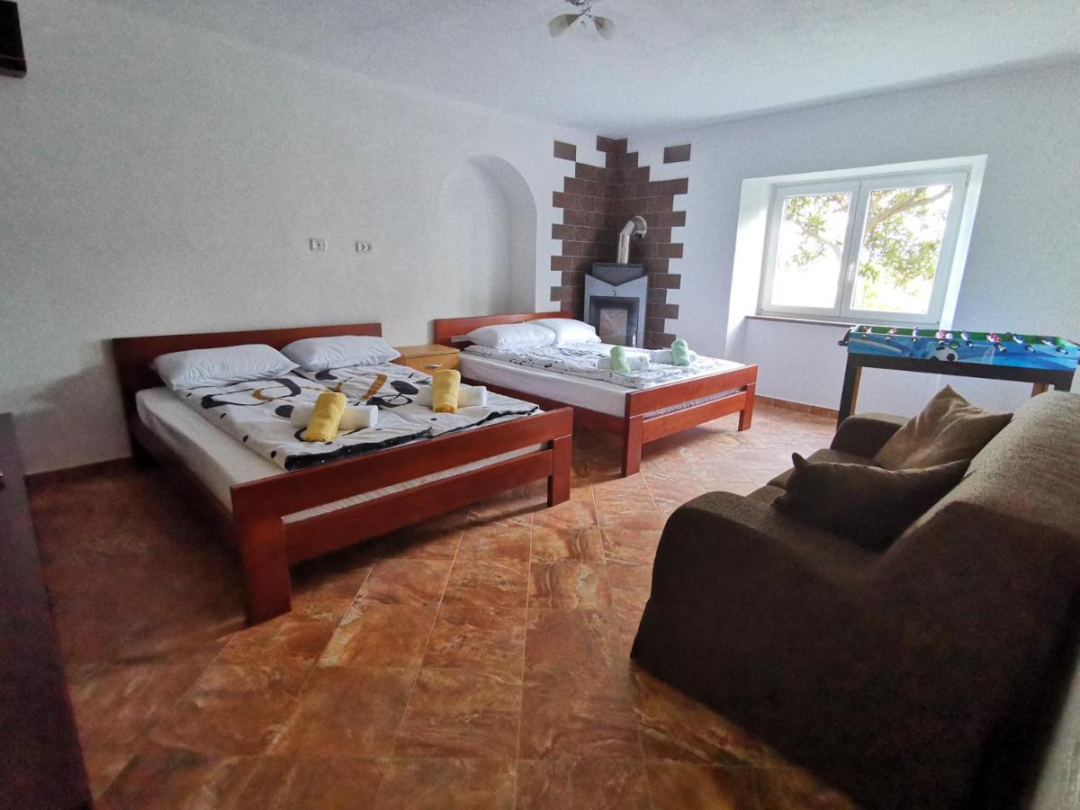 Apartma Vatovec อังคาราน ภายนอก รูปภาพ
